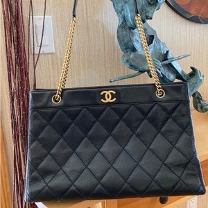 Vintage Rare Chanel Black Caviar Quilted Leather CC Tote Bag